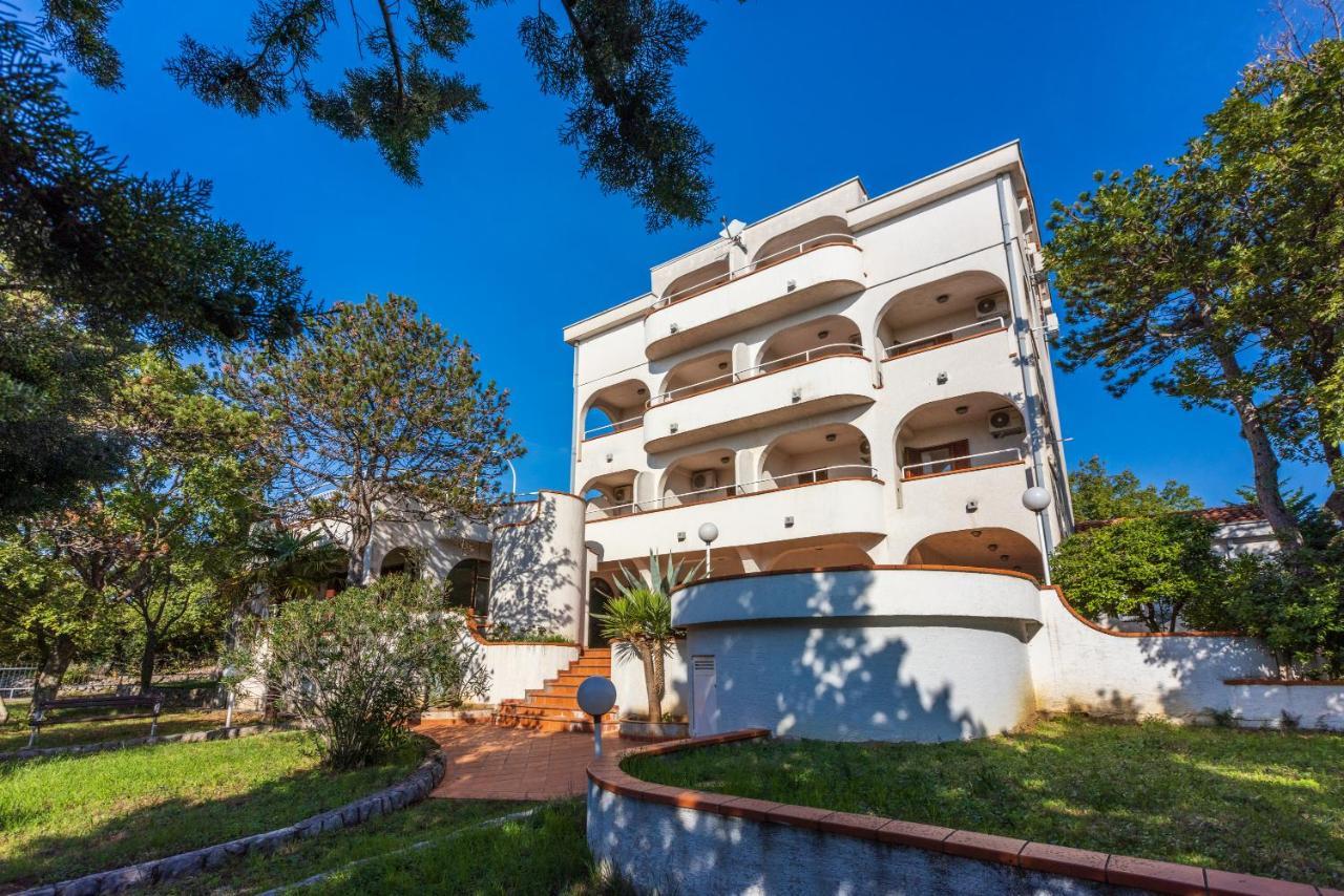 Guest House Agava Crikvenica Extérieur photo