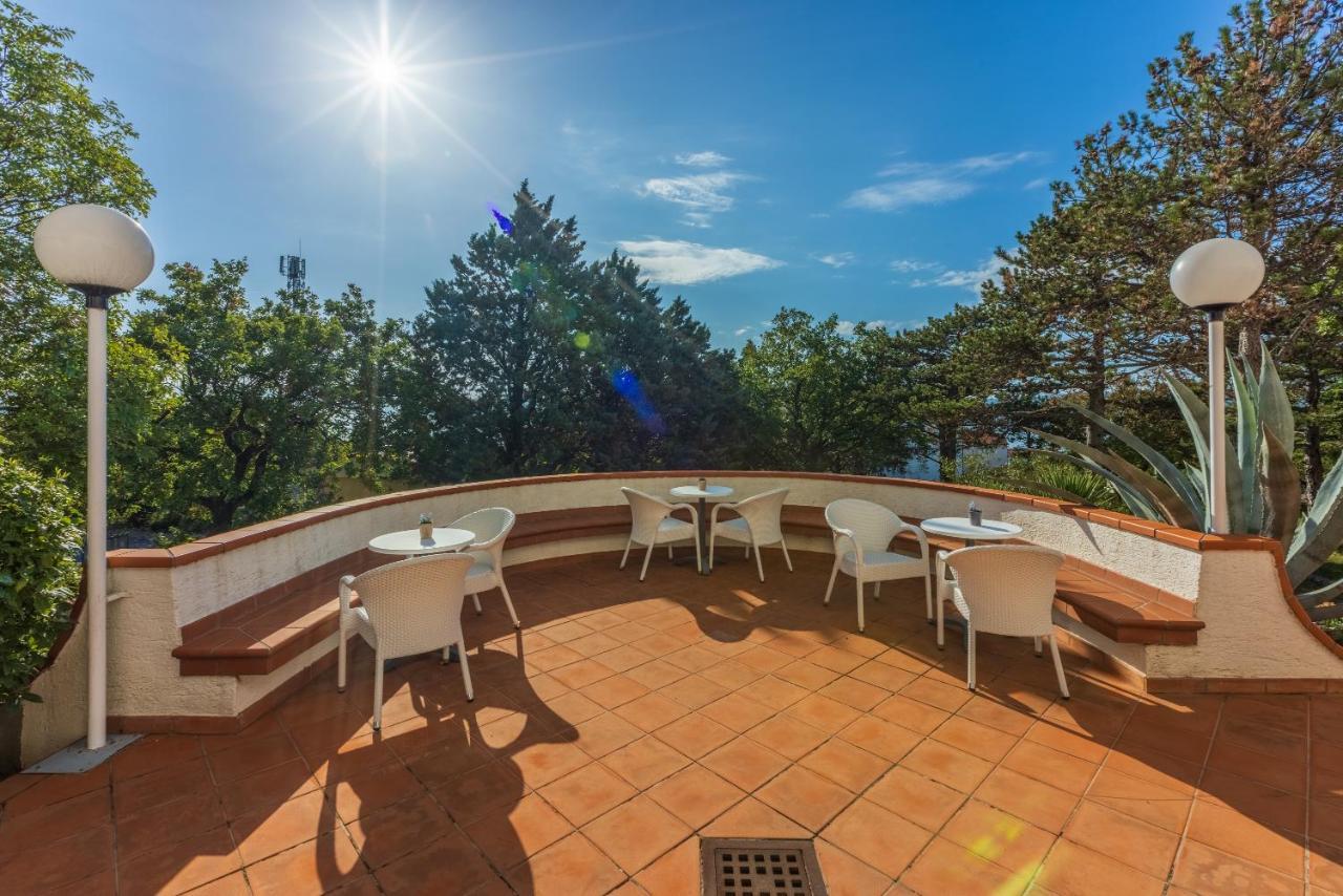 Guest House Agava Crikvenica Extérieur photo