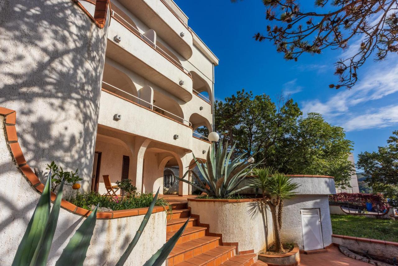 Guest House Agava Crikvenica Extérieur photo