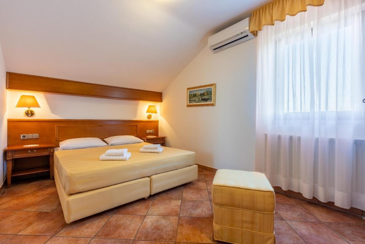 Guest House Agava Crikvenica Extérieur photo